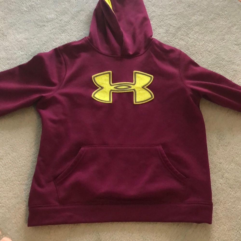 Under Armour hoodie Boys large